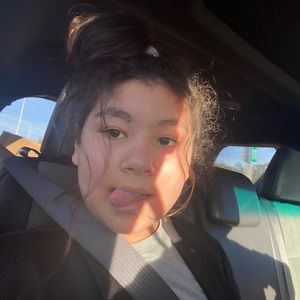 Meet your Posher, Juliana